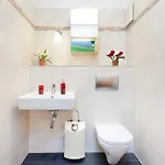 Apartman The Danziger, 2 Unique Roof Units In Prenzlauerberg, Group & Family Friendly, From 2 Up To 7 Guests Berlin