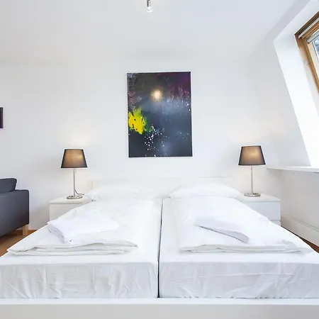 The Danziger, 2 Unique Lofty Style Units In Prenzlauerberg Апартаменты Берлин