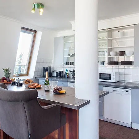 Apartmán The Danziger, 2 Unique Roof Units In Prenzlauerberg, Group & Family Friendly, From 2 Up To 7 Guests