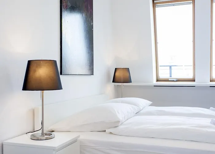 The Danziger, 2 Unique Roof Units In Prenzlauerberg, Group & Family Friendly, From 2 Up To 7 Guests Lägenhet